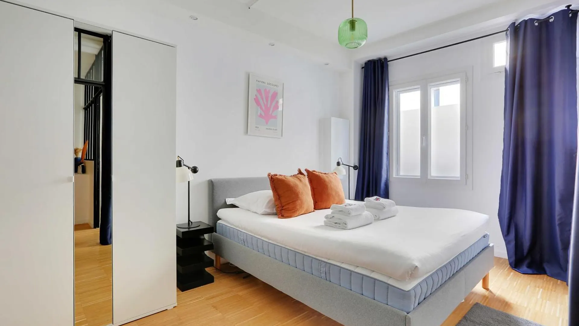 Spacious Apartment - 4Br-10P Montmartre Paris