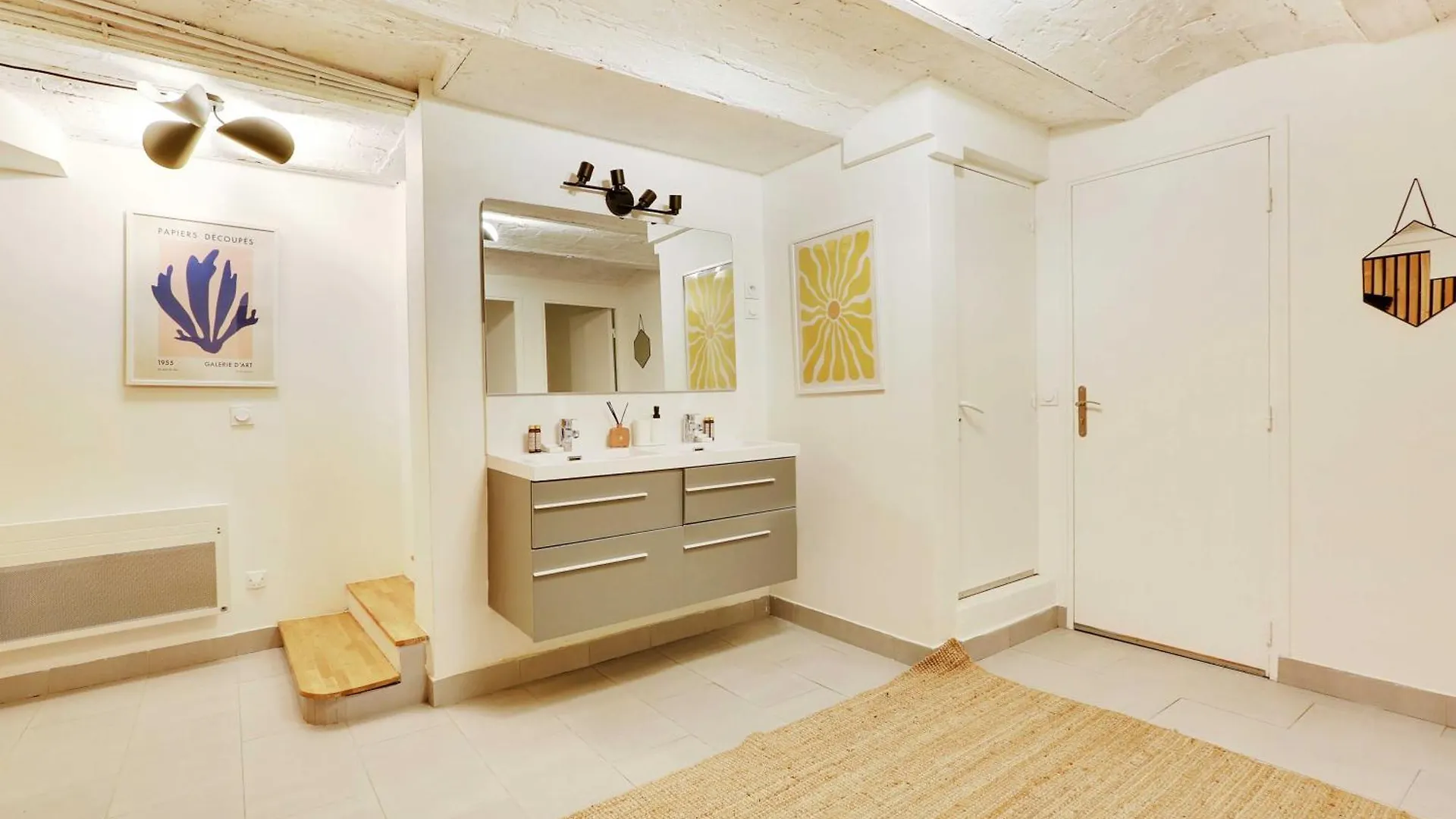 Spacious Apartment - 4Br-10P Montmartre Paris